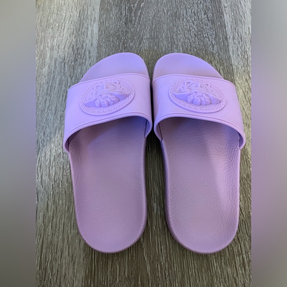 COPY - Versace Medusa Purple Lavender Pool Slides size 35 US 3 - Picture 4 of 7